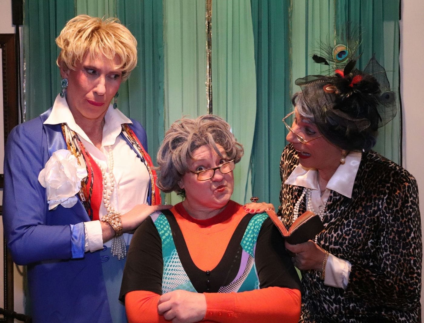 Idosas e Perigosas: peça de teatro traz boas risadas e provoca reflexões sobre o envelhecimento