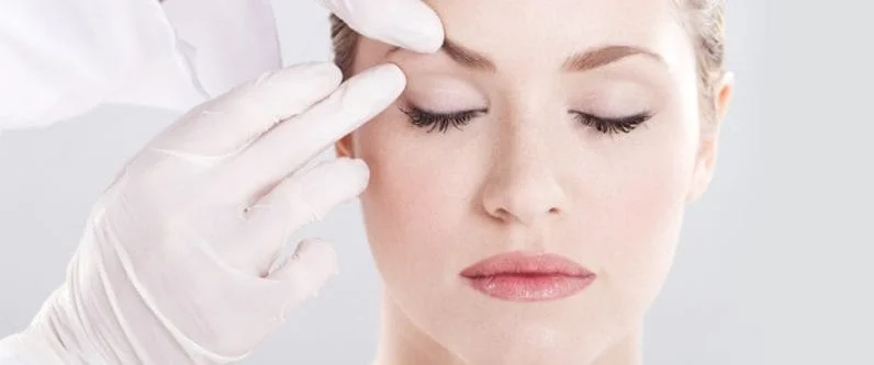 Tratamentos estéticos para evitar a necessidade de uma plástica aos 40 anos