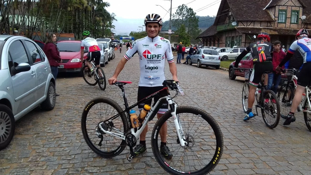 Ciclista Ricardo Machado conquista vice-campeonato em prova realizada em SC