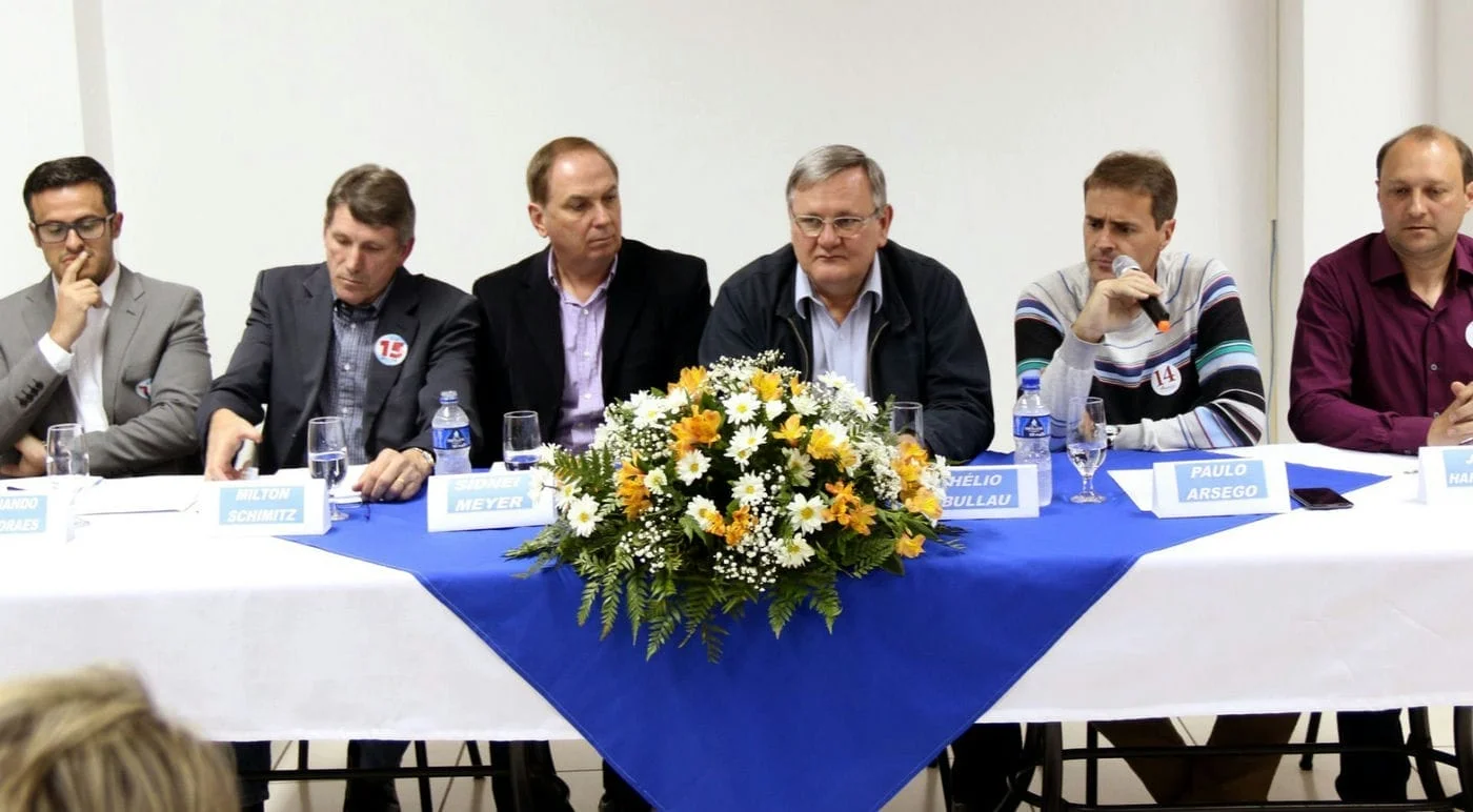 Entidades promovem painel com candidatos a prefeito de Carazinho