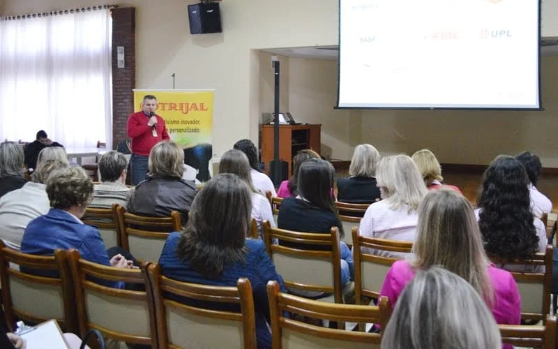 Comitê de Mulheres dá sequência ao Projeto ‘Conhecendo a Cooperativa’