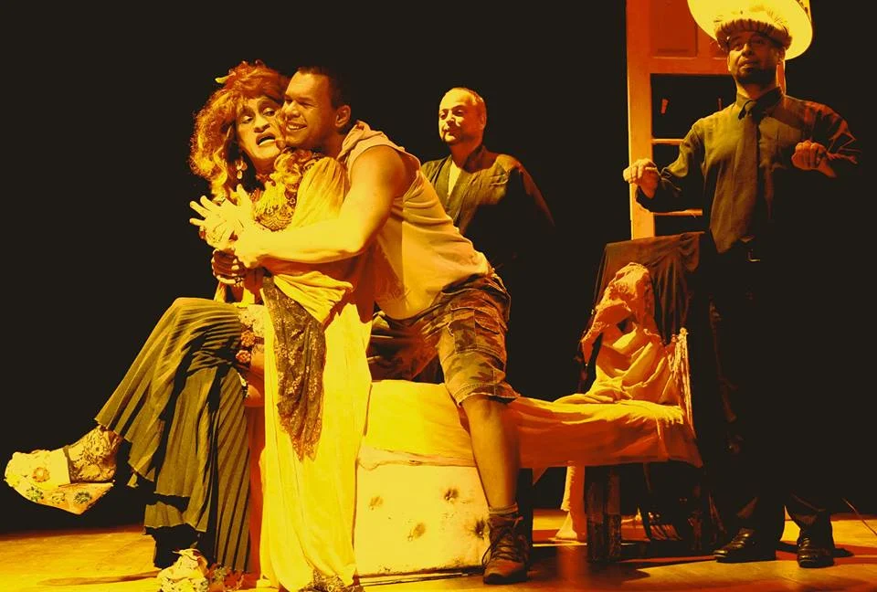 Teatro “O que os homens pensam que as mulheres pensam!” em Carazinho
