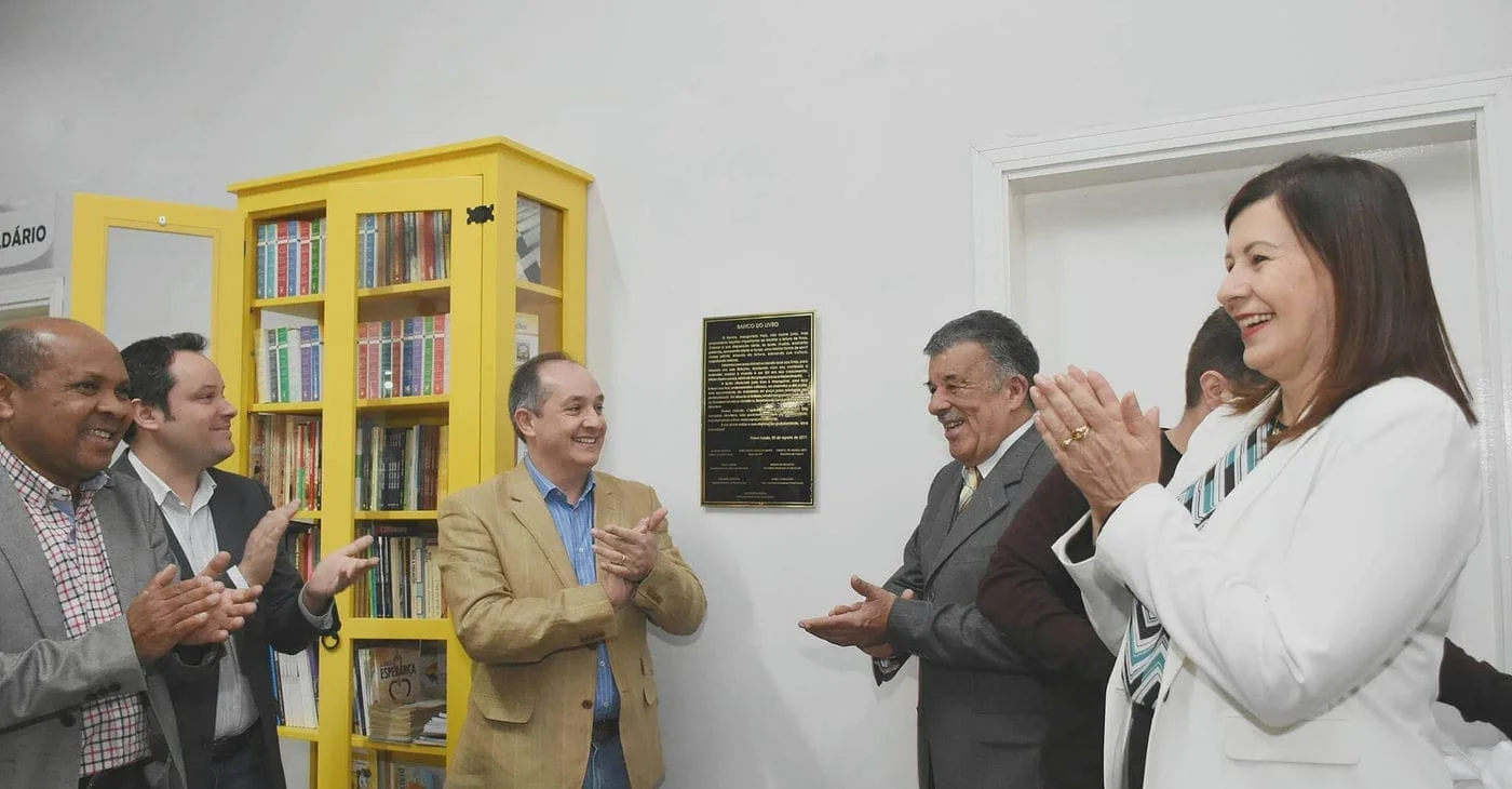 Inaugurado Banco do Livro na Estação Rodoviária de Passo Fundo