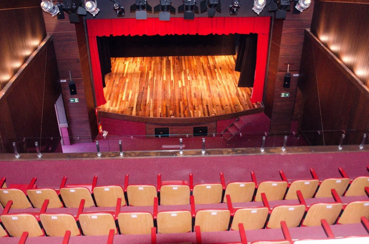 História e música em setembro no Teatro Municipal Múcio de Castro