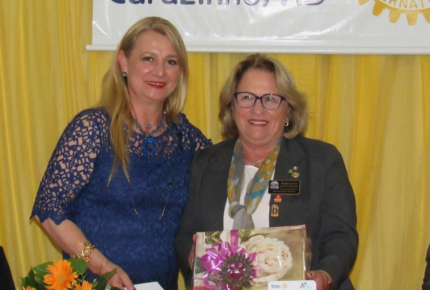 Governadora do Distrito 4660 visita o Rotary Club Carazinho