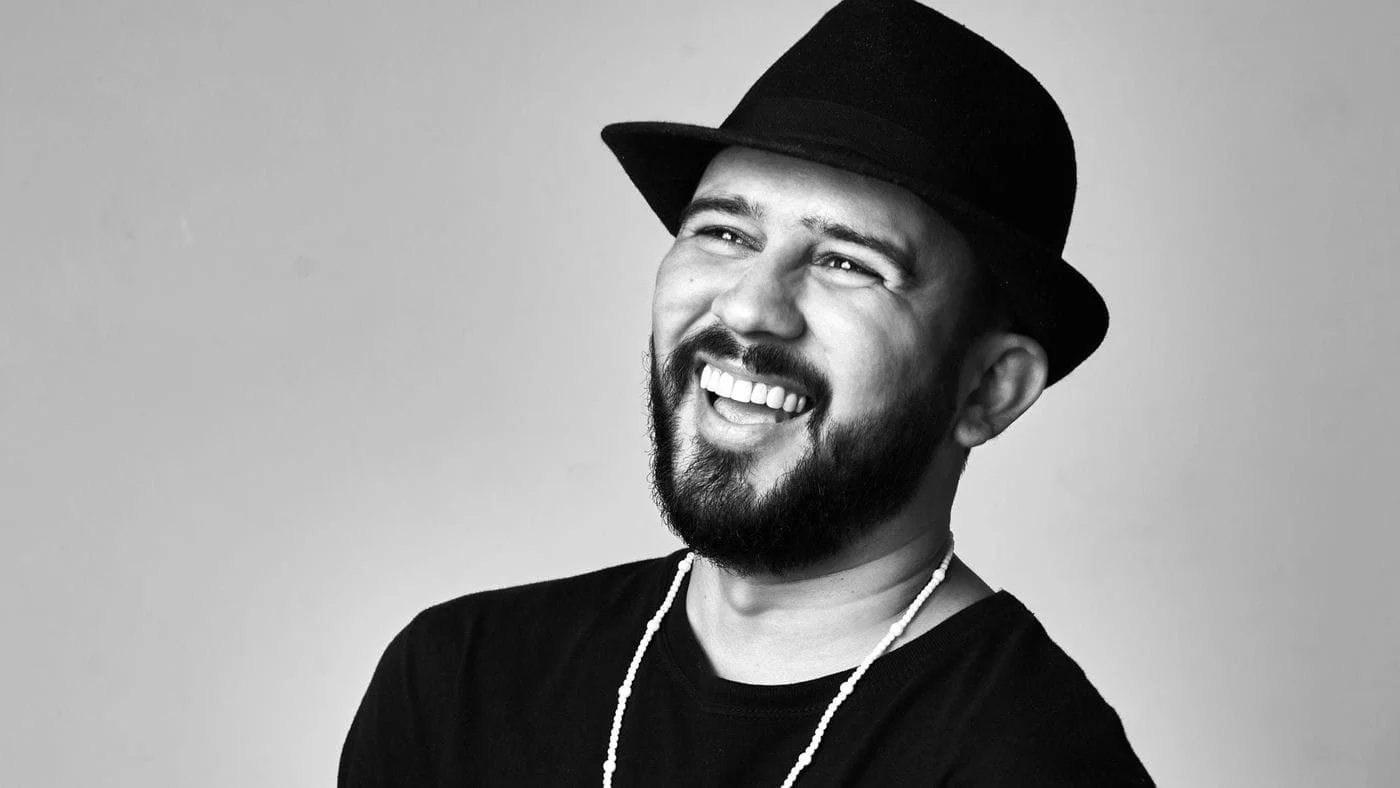 Carazinho recebe poeta e cordelista nordestino Bráulio Bessa