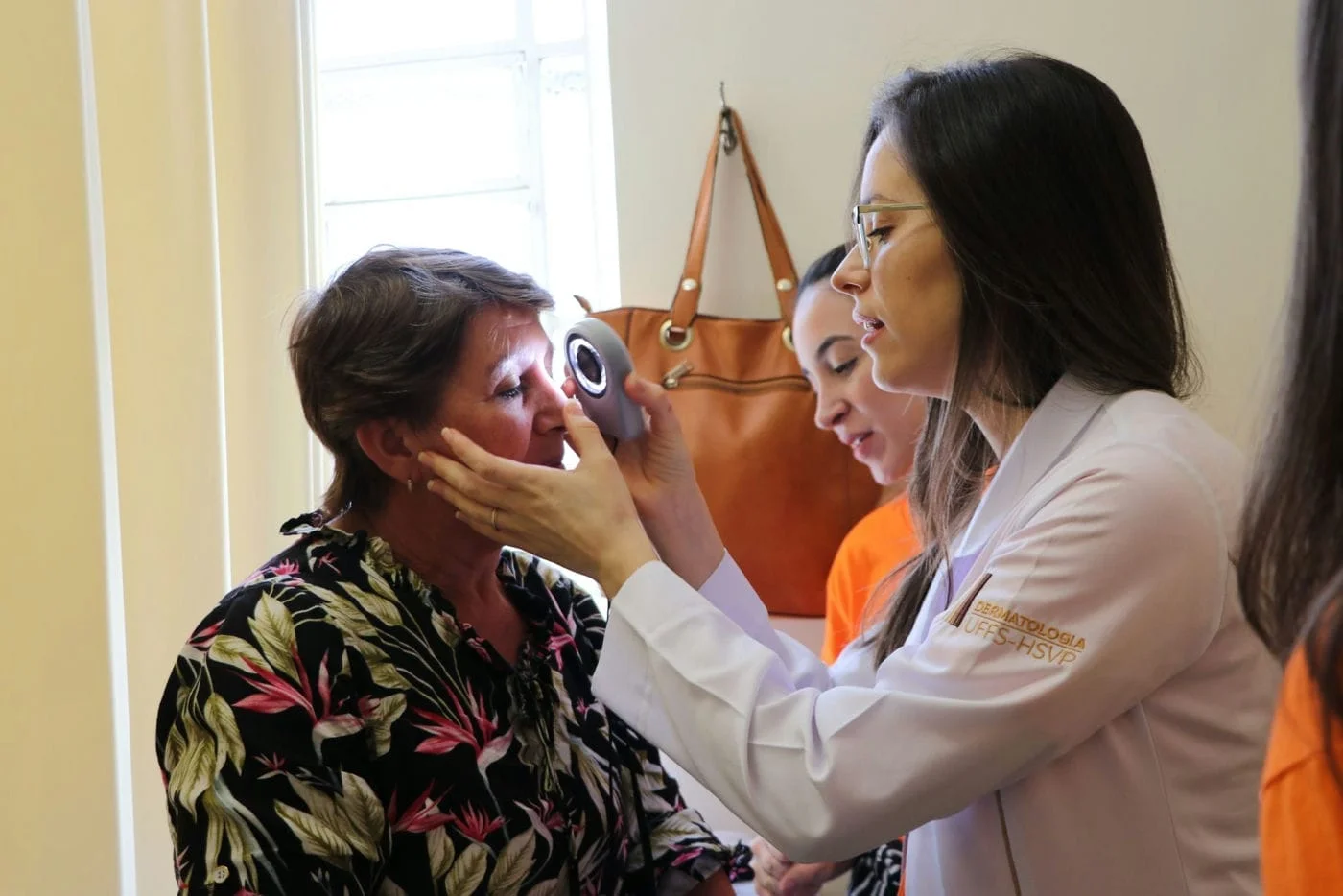 Ação de prevenção de Câncer de Pele realiza mais de 300 atendimentos