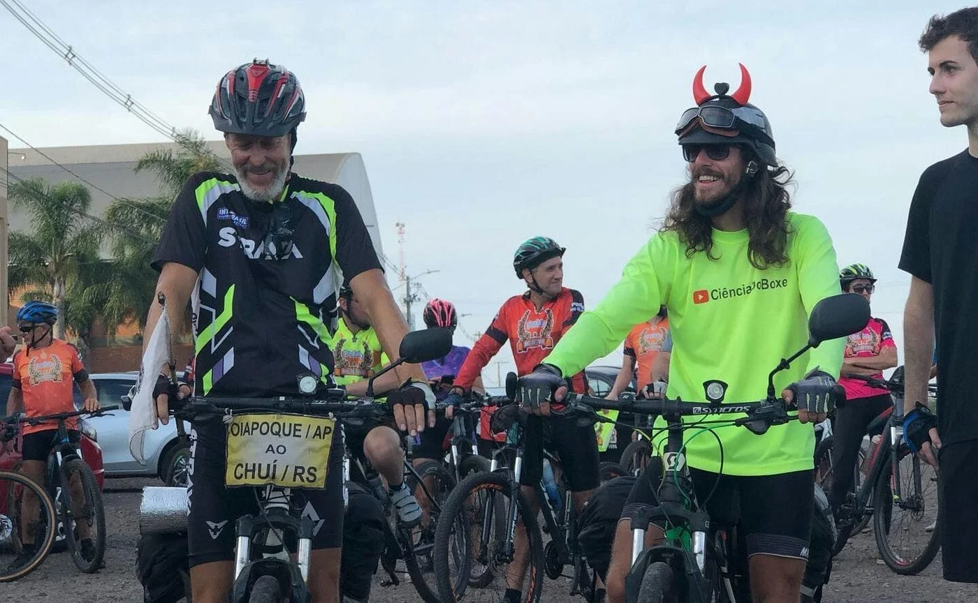 Não-me-toquenses concluem pedalada do Oiapoque ao Chuí