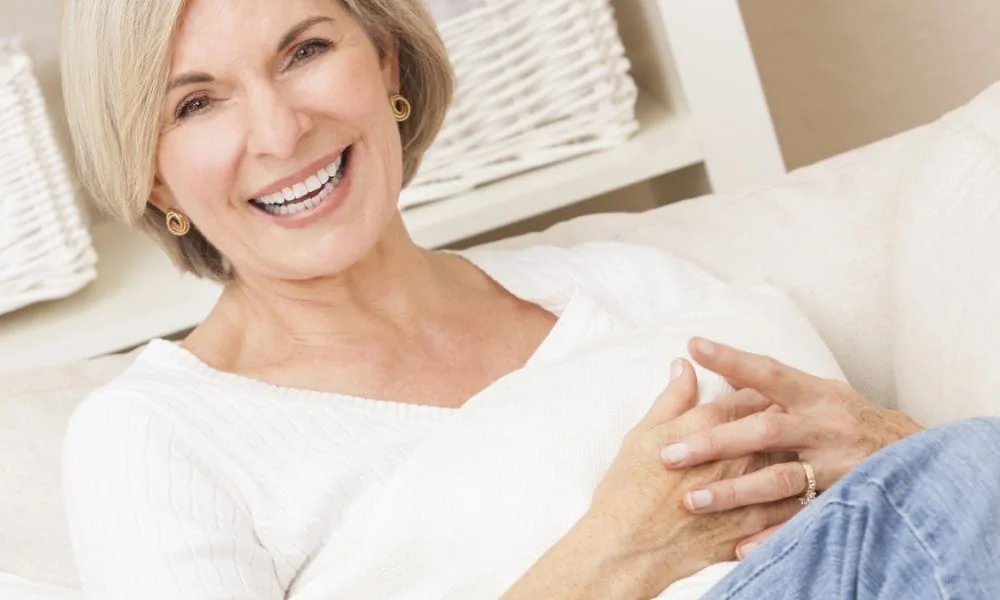 Você sabia que a menopausa pode interferir na saúde dos dentes?