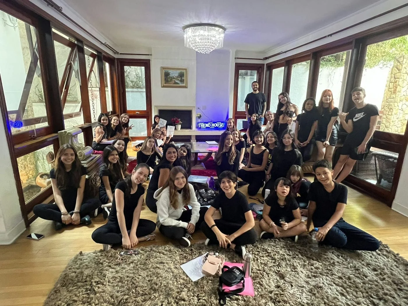 Marias gravam websérie “Trend House” em São Paulo