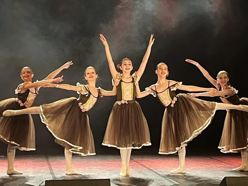 Performances com as Marias foram destaque no Movasse Mostra de Dança