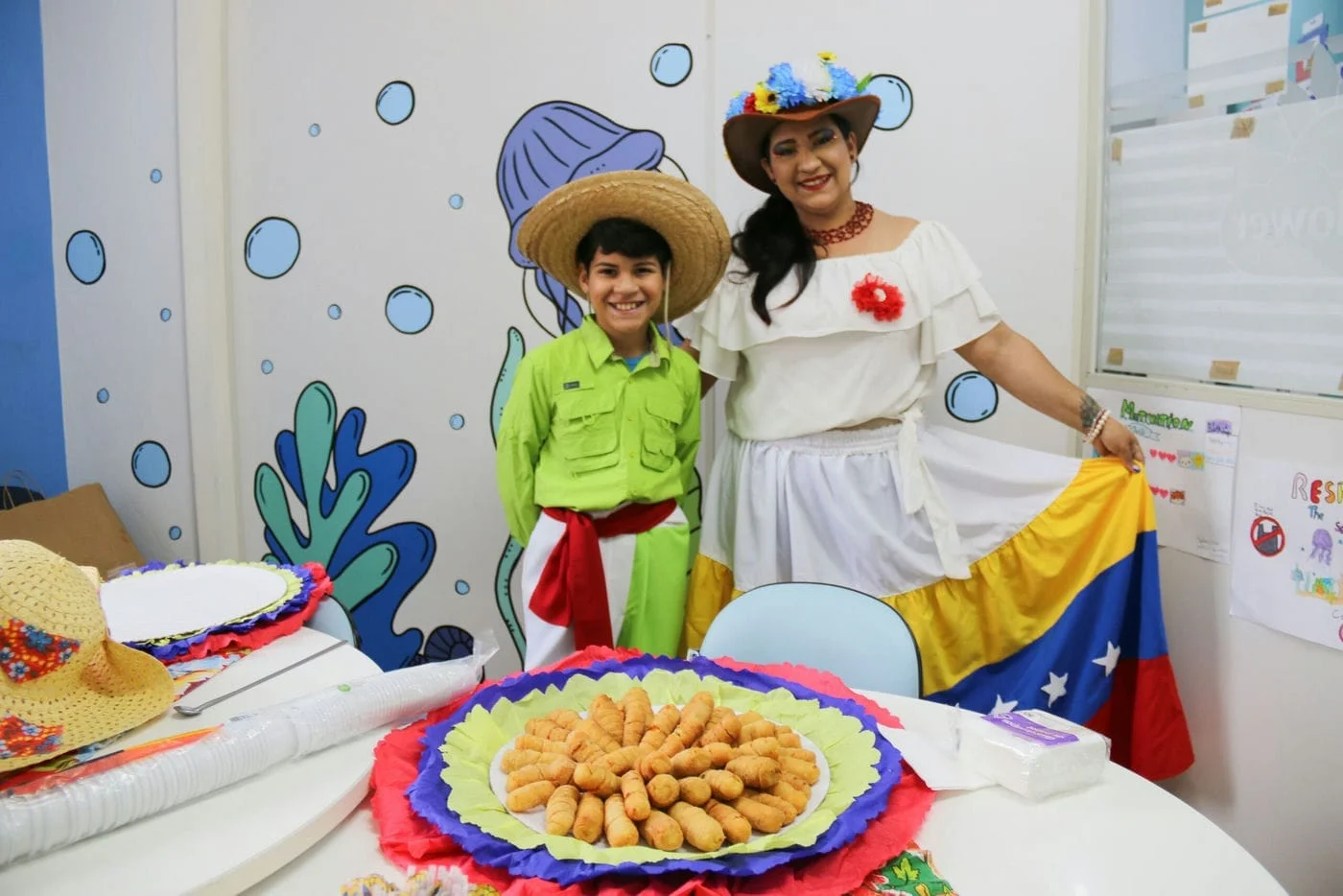 Feira de Países promovida pela Escola Sunflower celebra a diversidade cultural e proporciona a troca de vivências com imigrantes