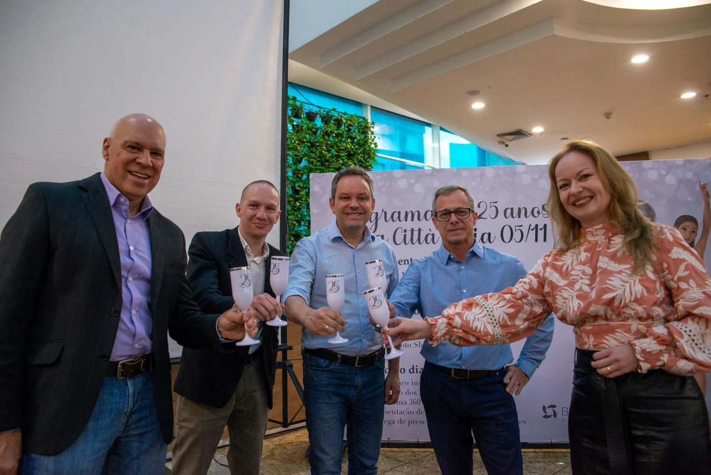 Aniversário do Bella Città Shopping reúne cerca de 20 mil pessoas