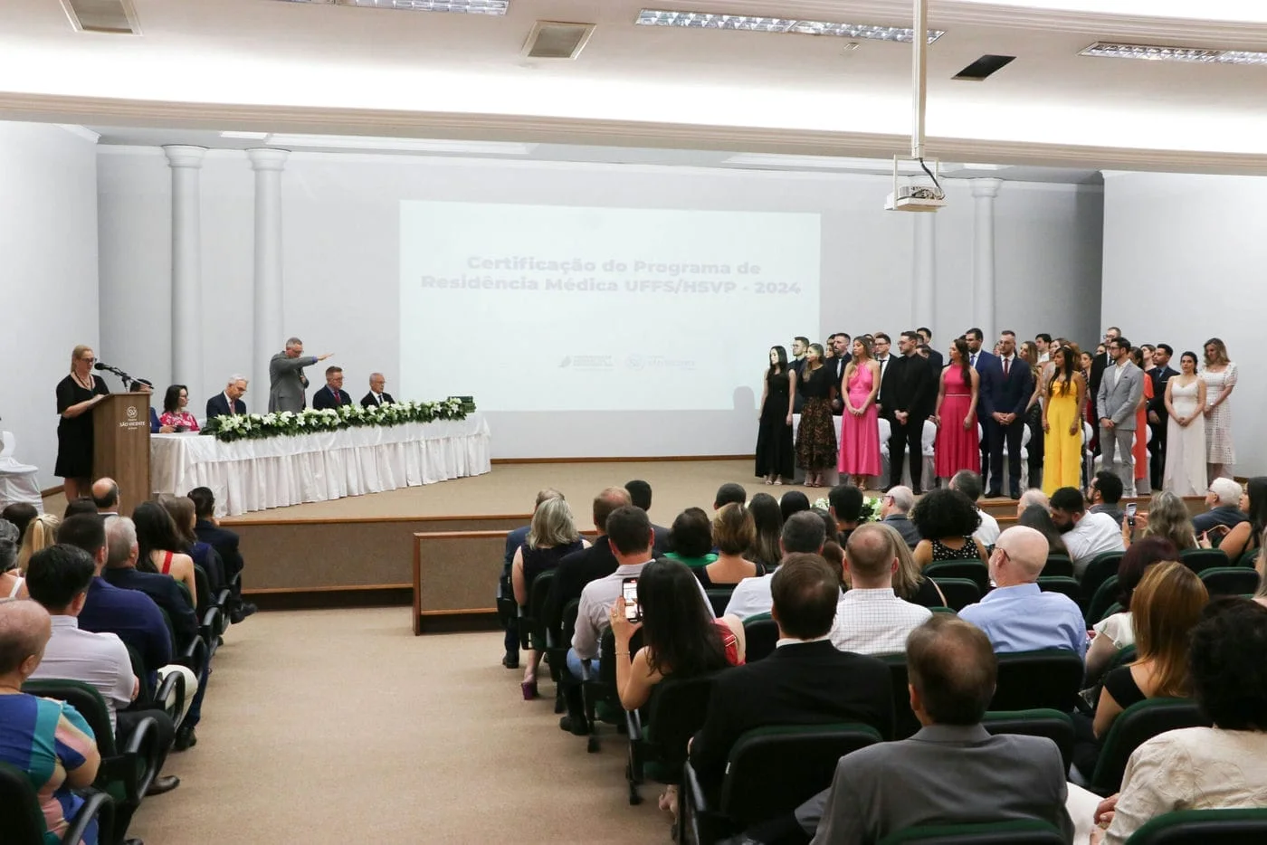 72 especialistas na área da saúde são certificados em parcerias com o HSVP