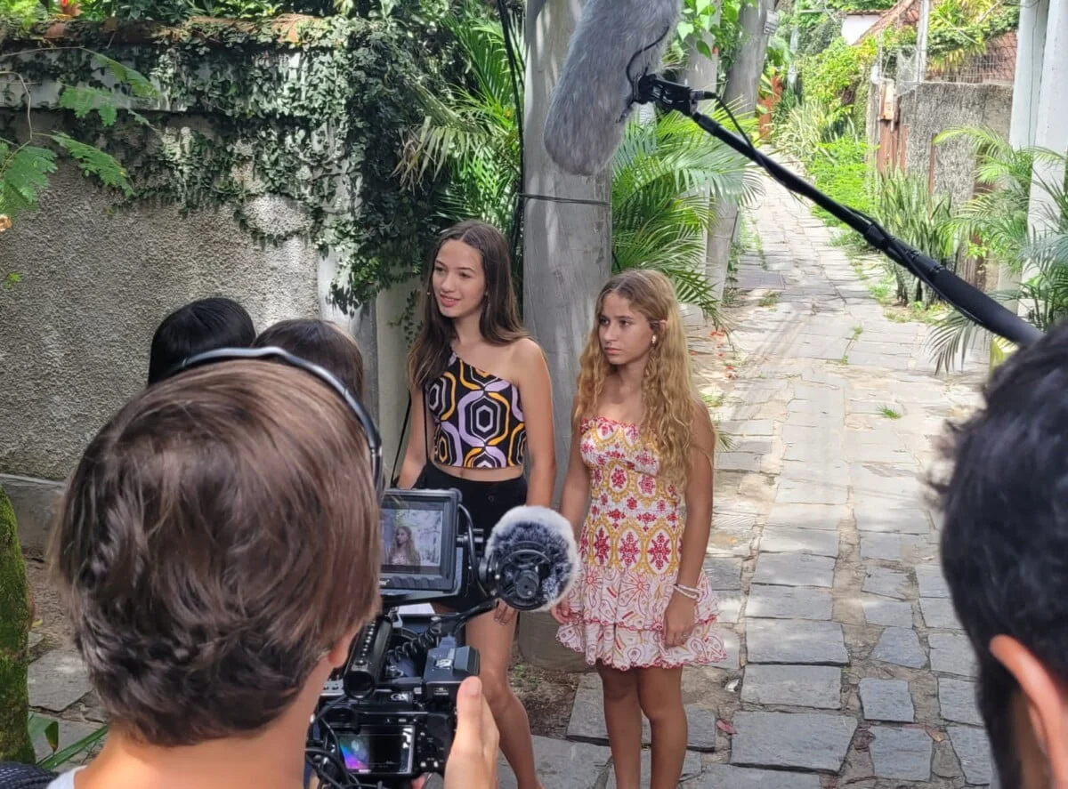 Filme com Maria Antônia e Maria Gabi terá sessão de pré-estreia em SP