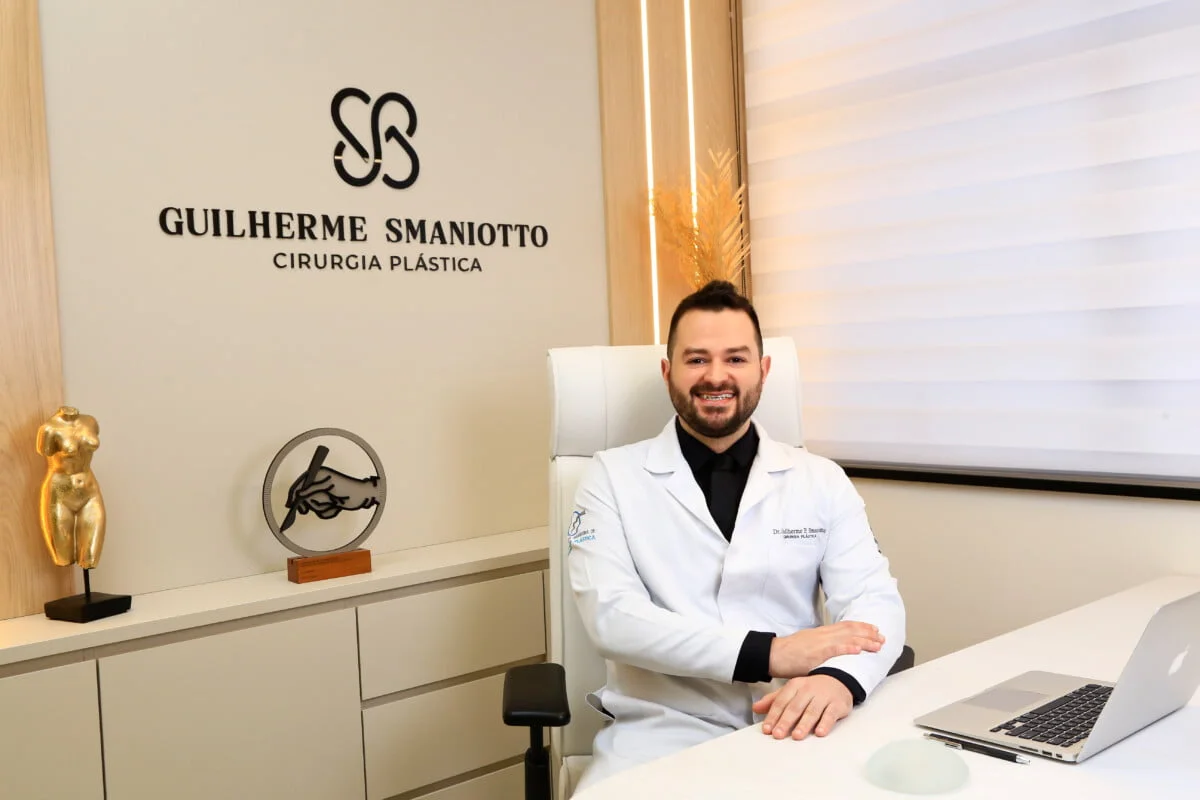 Dr. Guilherme Smaniotto inaugura consultório de cirurgia plástica em Carazinho