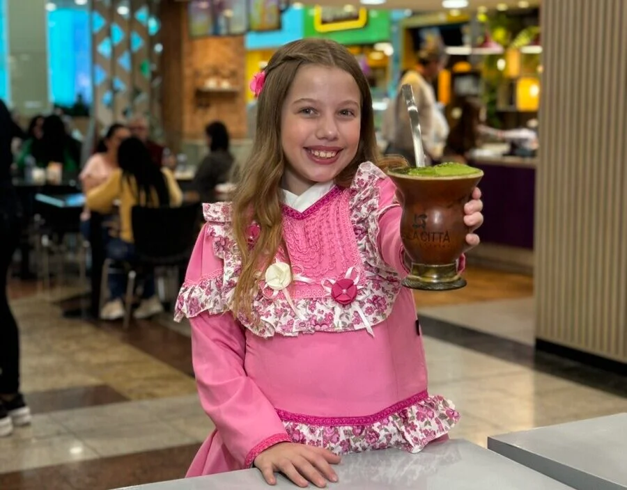 Maria Antônia apresenta atrações farroupilha do Bella Città Shopping