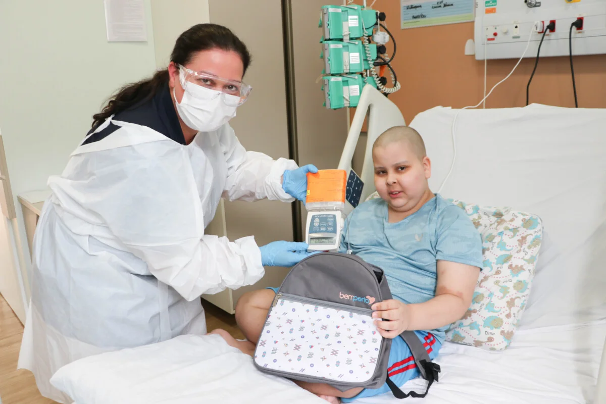 Centro Oncológico Infantojuvenil do HSVP realiza primeira quimioterapia domiciliar para tratamento de leucemia