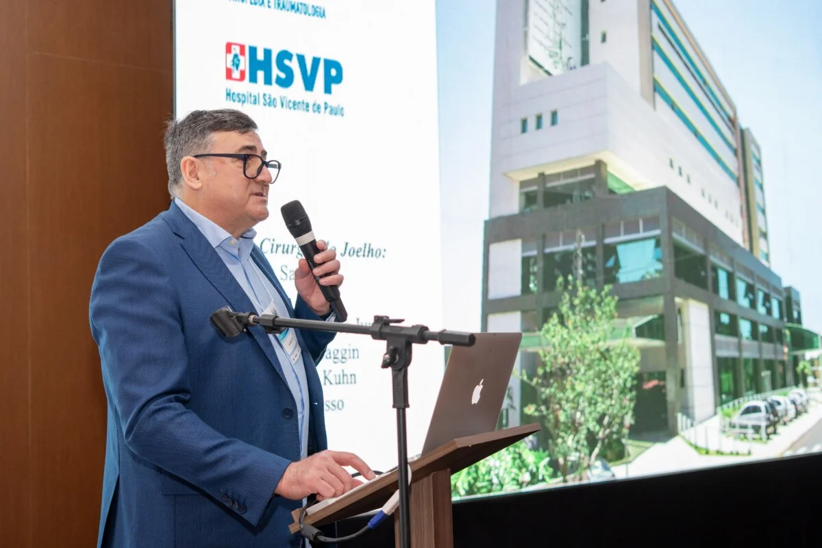 III Meeting de Artroplastia do Joelho de Passo Fundo reuniu 200 participantes do Brasil e exterior