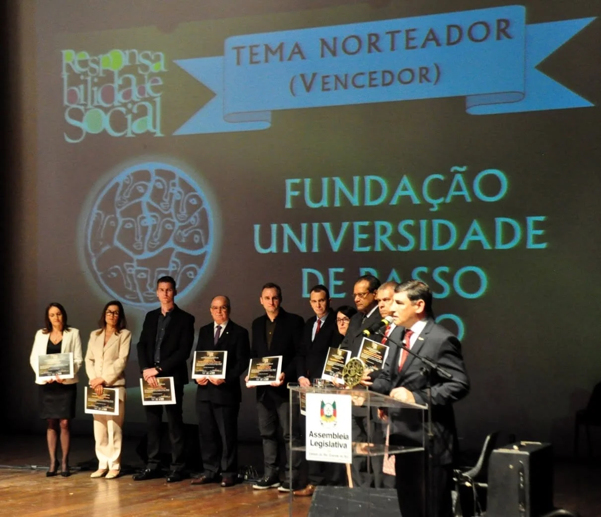 Fotos: Natália Fávero / Cerimônia de premiação aconteceu na noite de quarta-feira( 23/11) no Teatro Dante Barone, na Assembleia Legislativa, em Porto Alegre, e contou com a presença de diversas autoridades